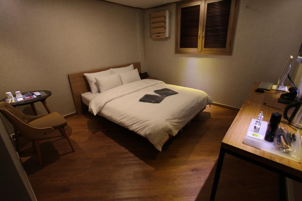 Hub Hotel Seoul Room photo